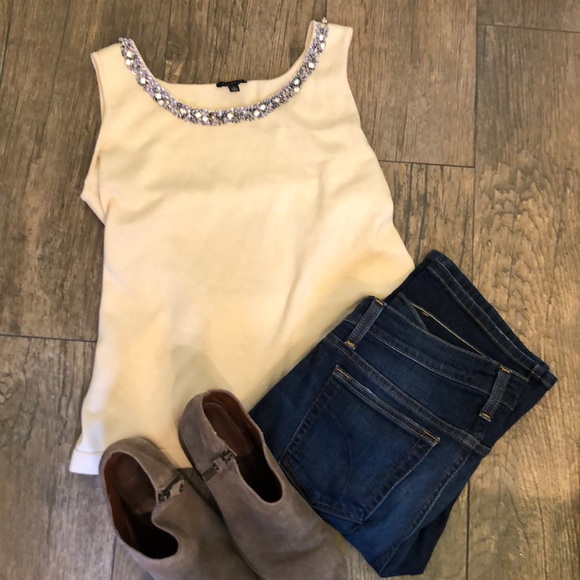 Talbots embellished tank - Picture 2 of 4